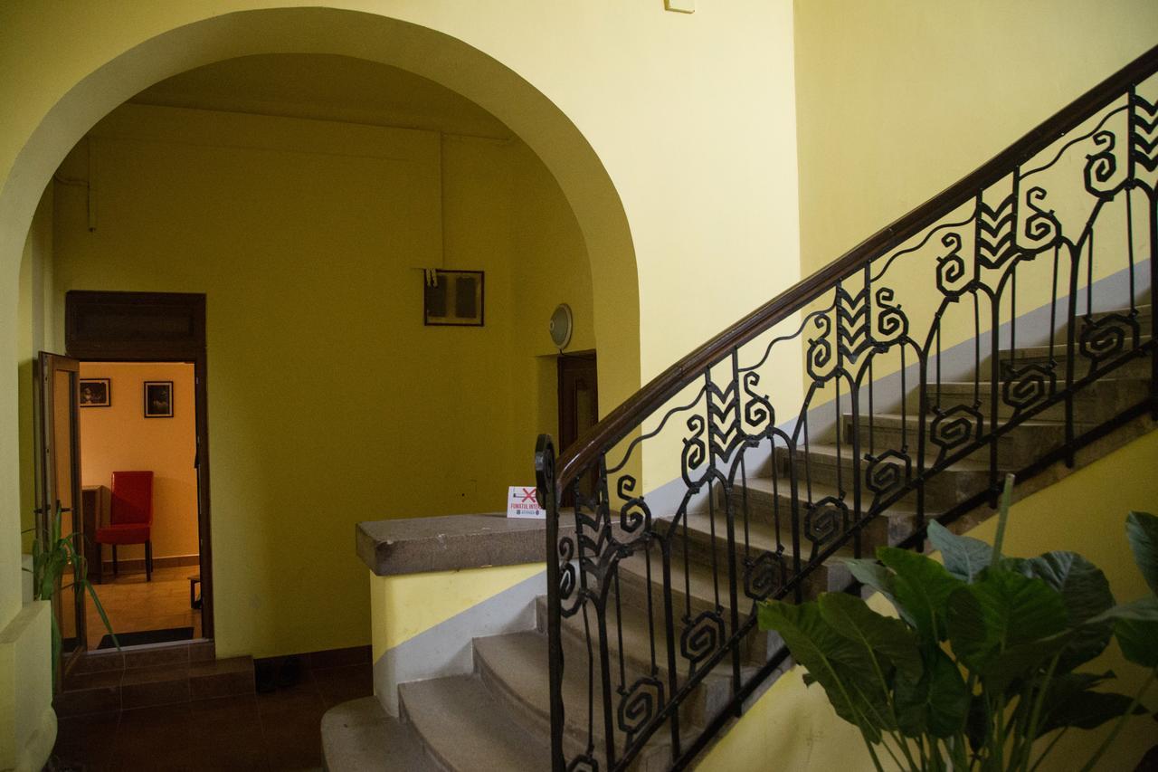 Downtown Studio Oradea Exterior photo